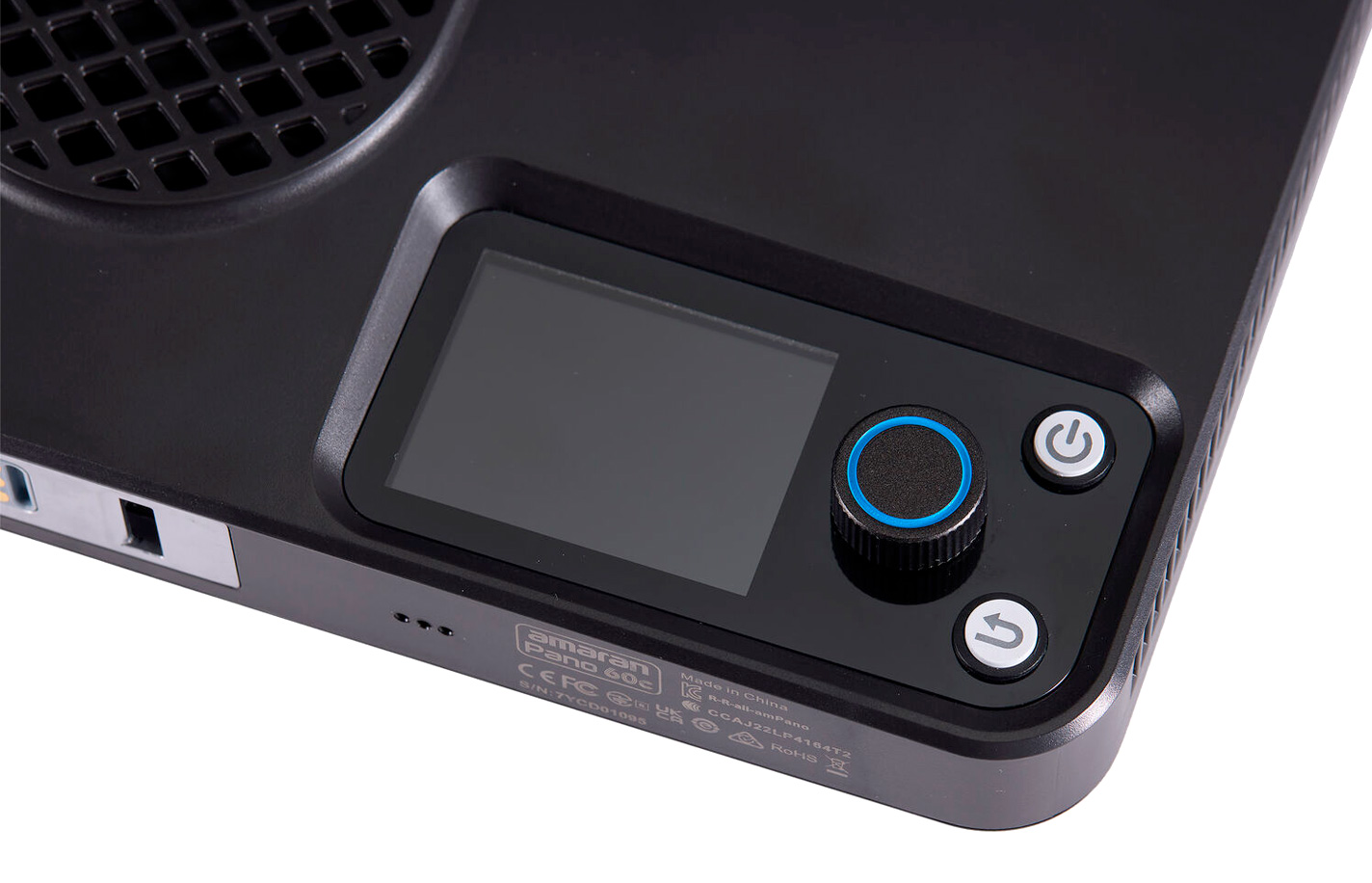 Amaran Pano 60c RGB COB de 60W para video profesional.